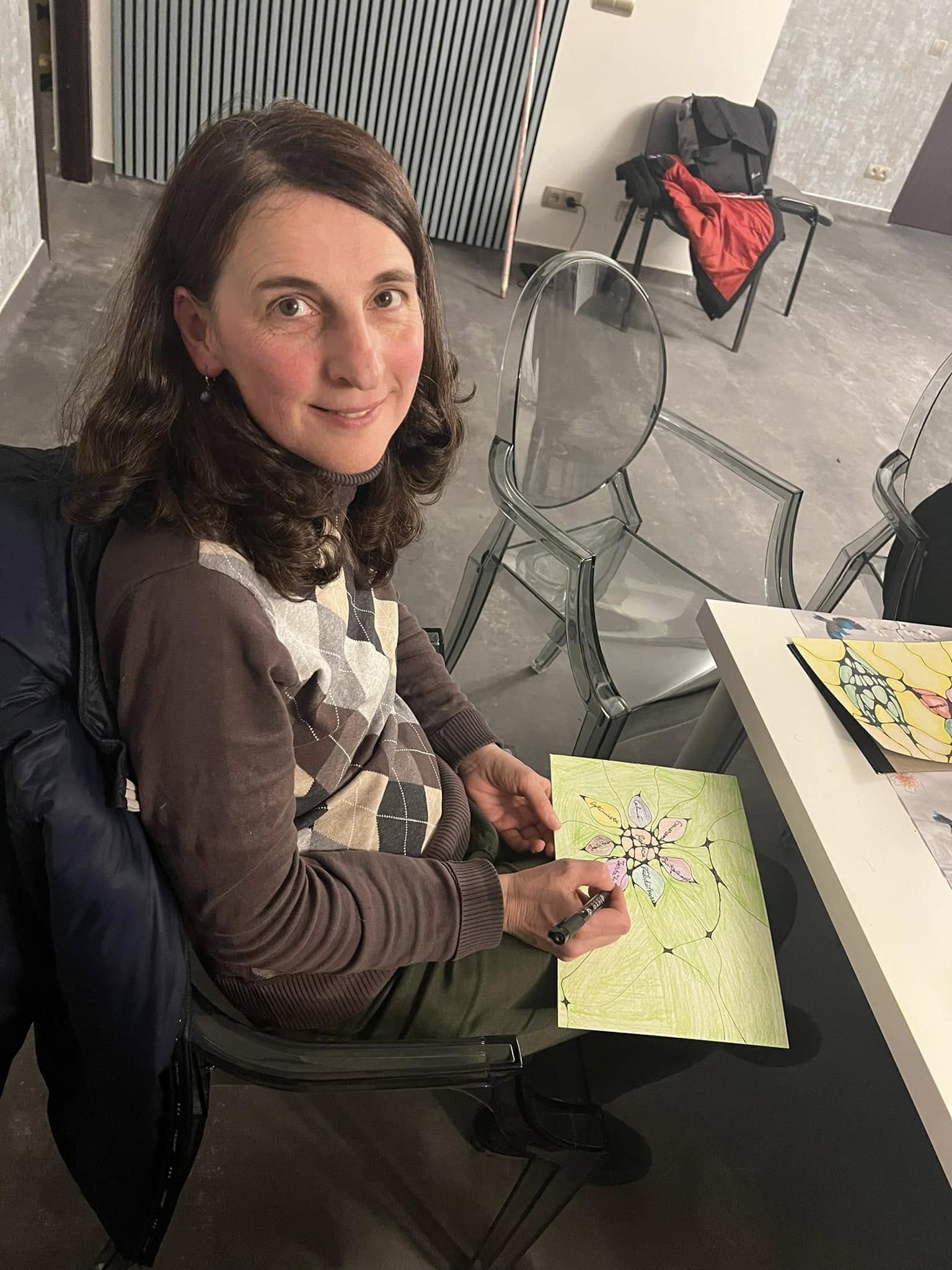 Grup Suport Oncologic Sibiu | Atelier de neuro-artă: „Floarea calităților noastre”
